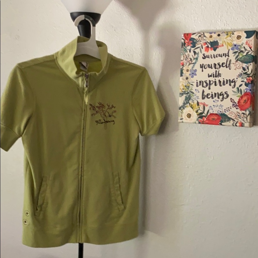 Girls Billabong zippered shirt